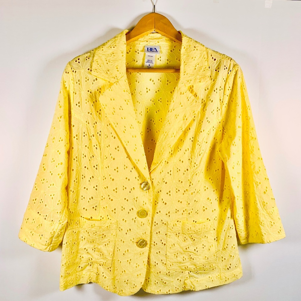 Vintage BFA classics 100% Cotton Spring yellow eyelet button down blazer coastal